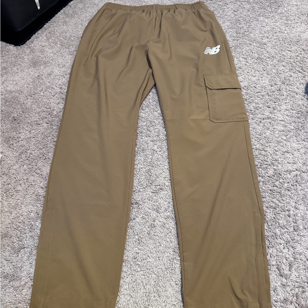 New Balance Men's Brown Cargo Pants